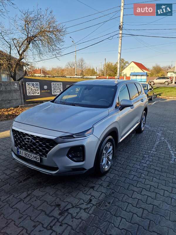 Внедорожник / Кроссовер Hyundai Santa FE 2019 в 