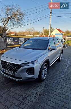 Внедорожник / Кроссовер Hyundai Santa FE 2019 в 