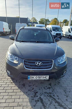 Позашляховик / Кросовер Hyundai Santa FE 2011 в Вараші