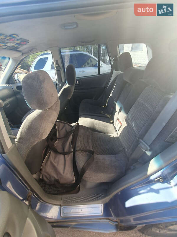 Позашляховик / Кросовер Hyundai Santa FE 2002 в Харкові