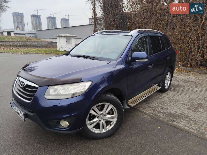 Позашляховик / Кросовер Hyundai Santa FE 2011 в 