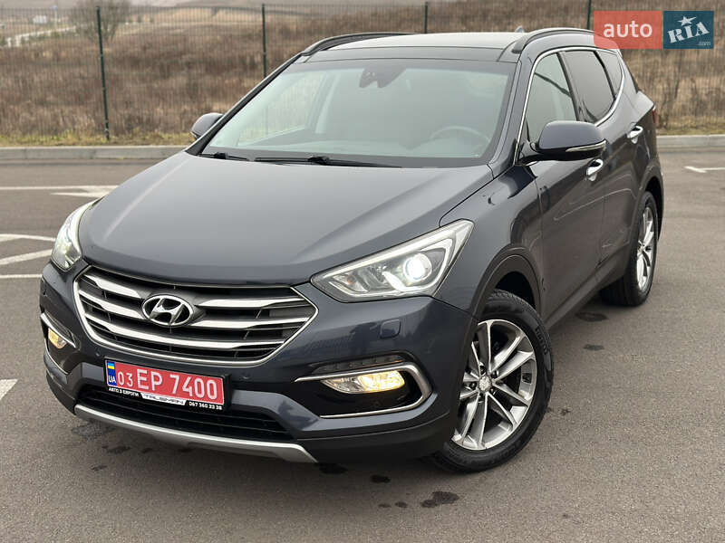 Внедорожник / Кроссовер Hyundai Santa FE 2016 в Ровно