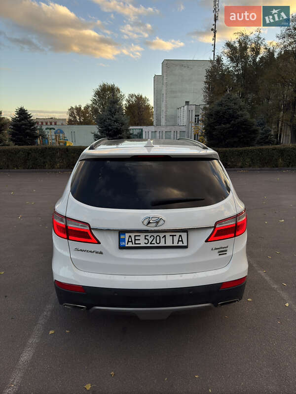Внедорожник / Кроссовер Hyundai Santa FE 2014 в Днепре