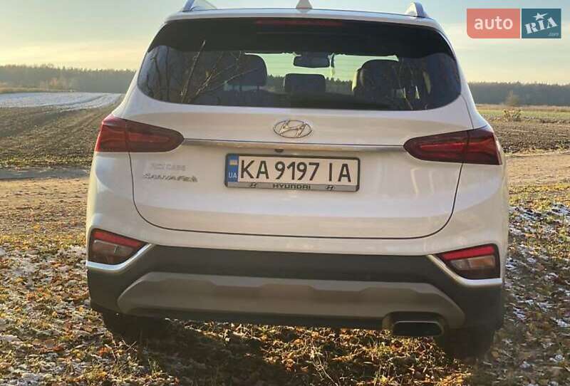 Внедорожник / Кроссовер Hyundai Santa FE 2019 в Киеве