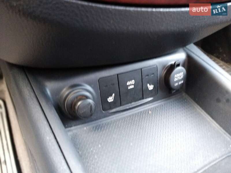 Позашляховик / Кросовер Hyundai Santa FE 2007 в Шумську