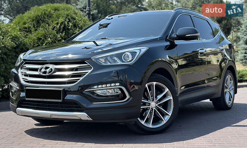 Позашляховик / Кросовер Hyundai Santa FE 2016 в Дніпрі