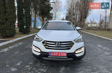 Позашляховик / Кросовер Hyundai Santa FE 2015 в Рівному