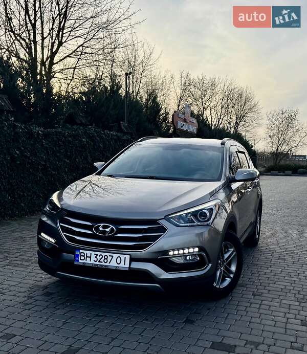 Позашляховик / Кросовер Hyundai Santa FE 2016 в Одесі