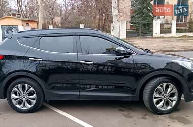 Внедорожник / Кроссовер Hyundai Santa FE 2013 в 
