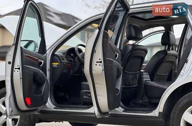 Внедорожник / Кроссовер Hyundai Santa FE 2008 в 