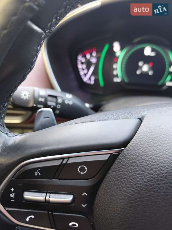 Внедорожник / Кроссовер Hyundai Santa FE 2018 в Житомире