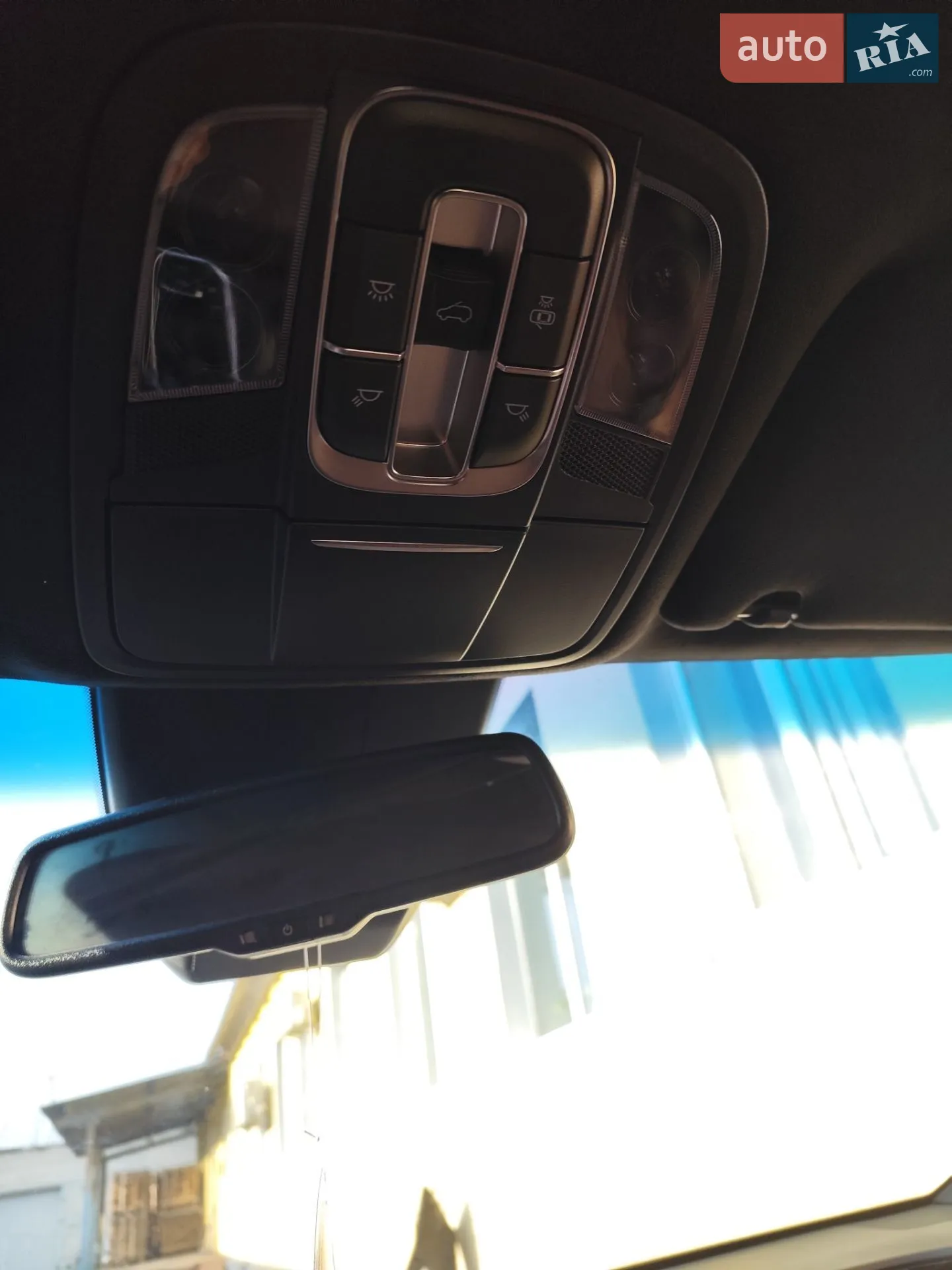 2018 Hyundai Santa Fe - мініатюра 26