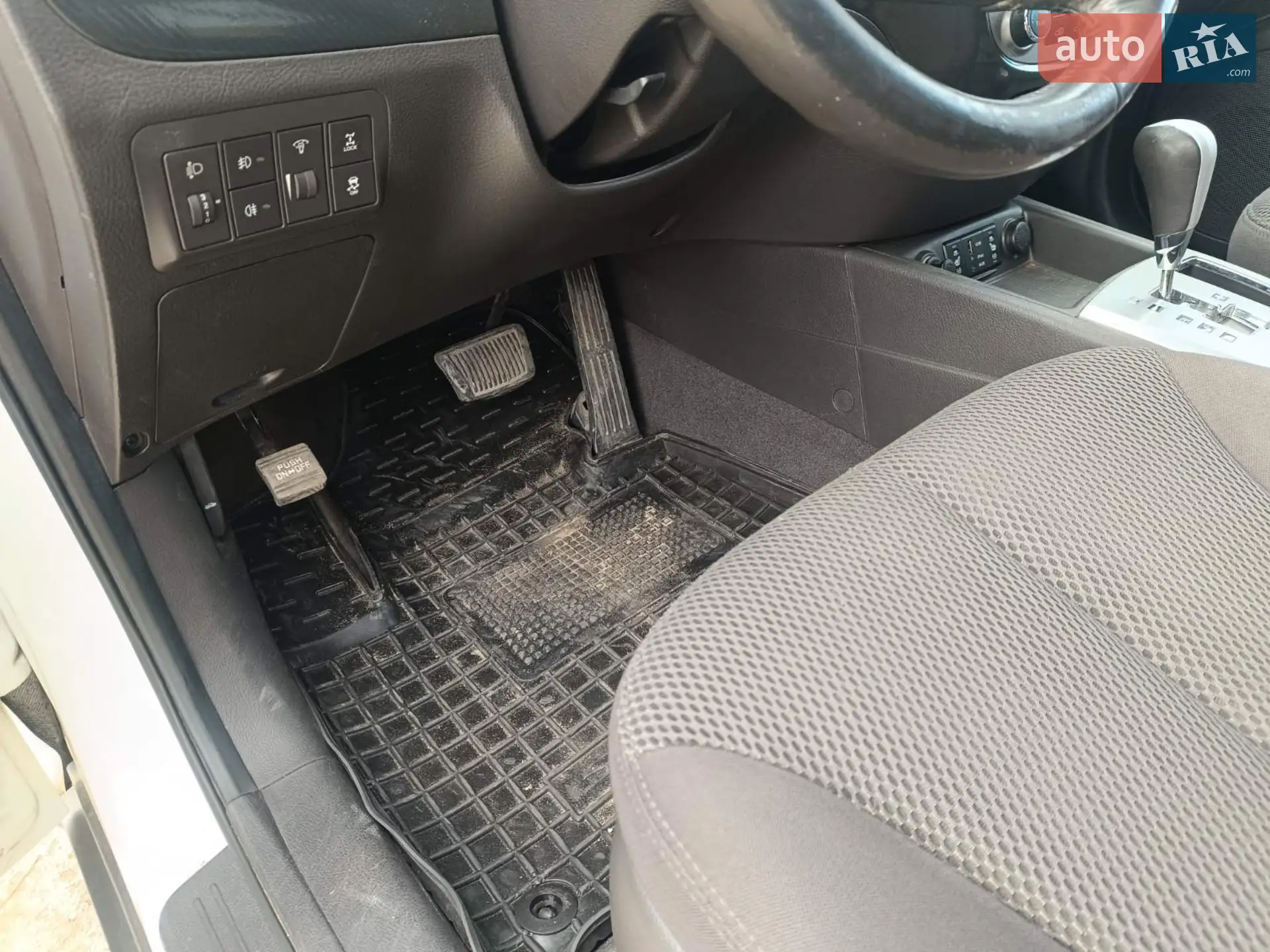 2010 Hyundai Santa Fe - мініатюра 7