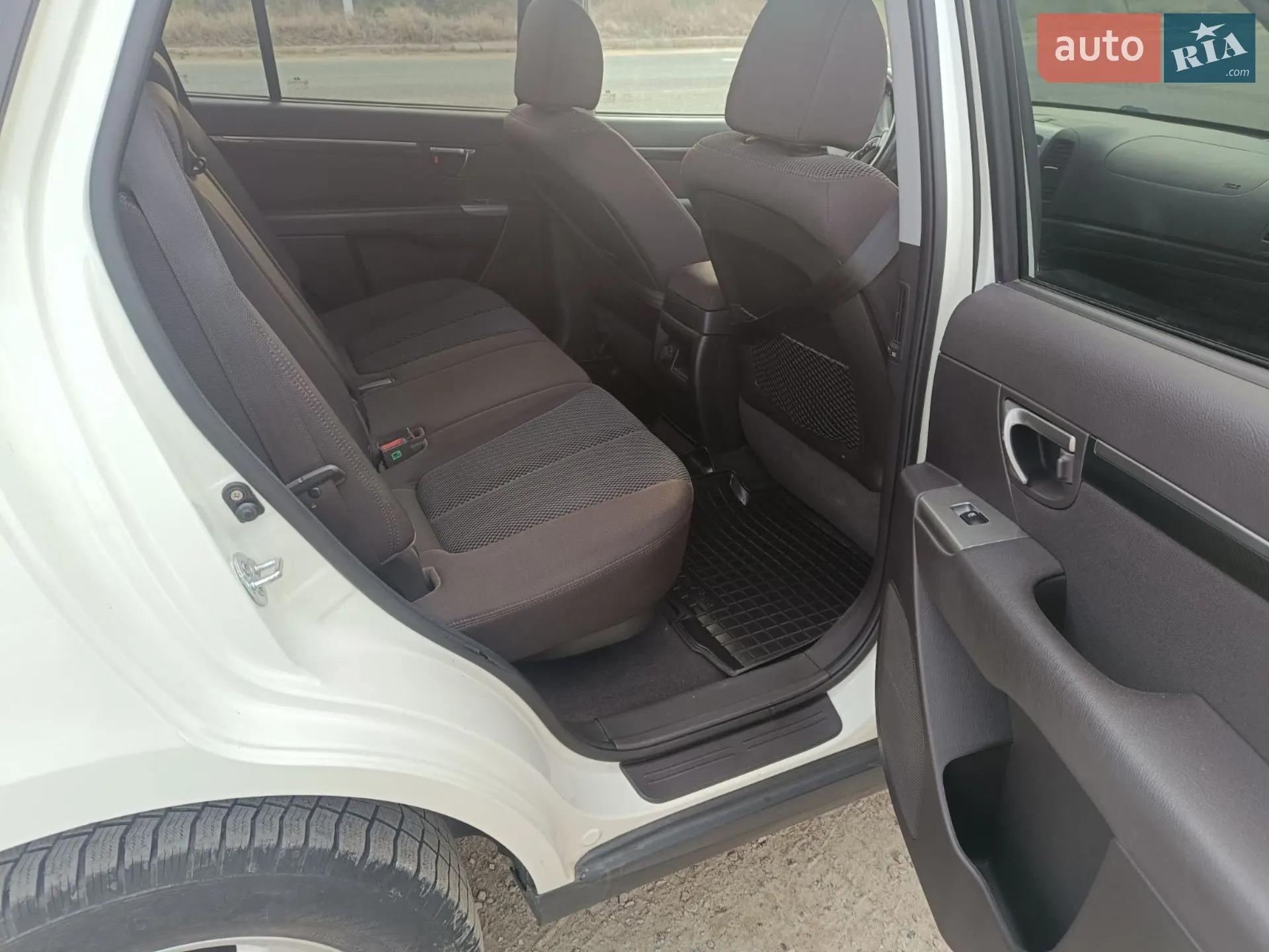 2010 Hyundai Santa Fe - мініатюра 10