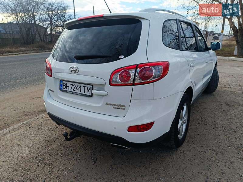 Внедорожник / Кроссовер Hyundai Santa FE 2010 в Белгороде-Днестровском