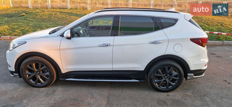 Позашляховик / Кросовер Hyundai Santa FE 2015 в Коблевому