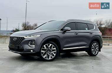 Внедорожник / Кроссовер Hyundai Santa FE 2019 в Киеве