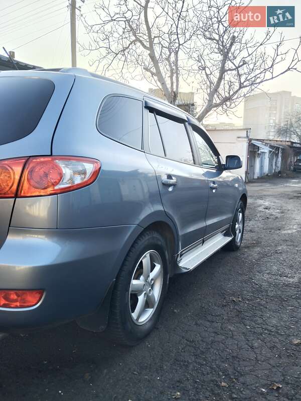 Внедорожник / Кроссовер Hyundai Santa FE 2006 в Ровно