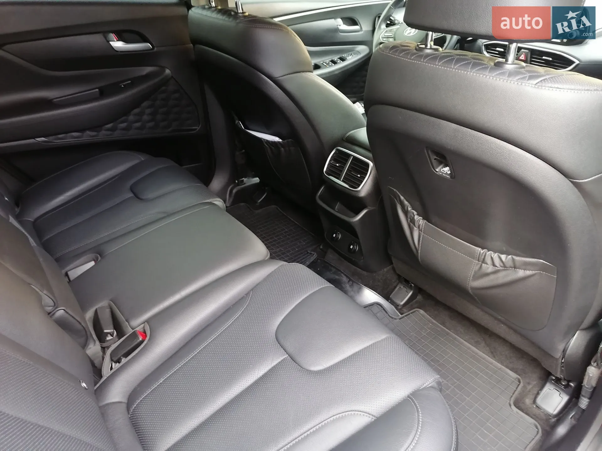 2019 Hyundai Santa Fe - мініатюра 20