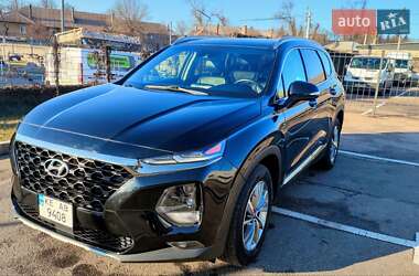 Внедорожник / Кроссовер Hyundai Santa FE 2018 в 