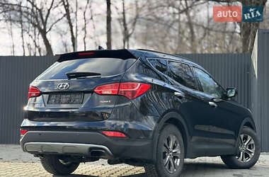 Внедорожник / Кроссовер Hyundai Santa FE 2013 в 