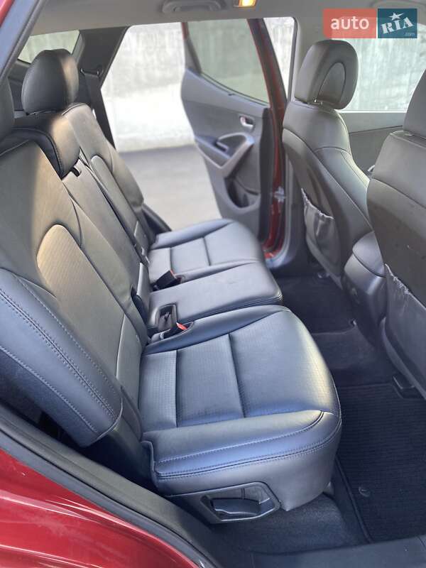 Внедорожник / Кроссовер Hyundai Santa FE 2015 в Львове