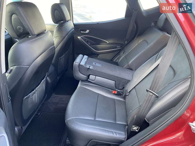 Внедорожник / Кроссовер Hyundai Santa FE 2015 в Львове