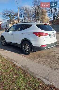 Позашляховик / Кросовер Hyundai Santa FE 2013 в 