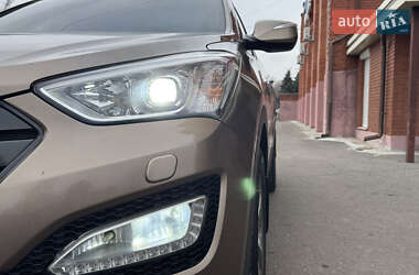 Внедорожник / Кроссовер Hyundai Santa FE 2013 в Славянске