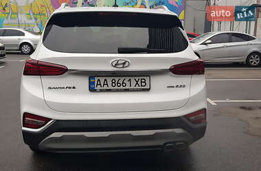 Внедорожник / Кроссовер Hyundai Santa FE 2019 в Киеве