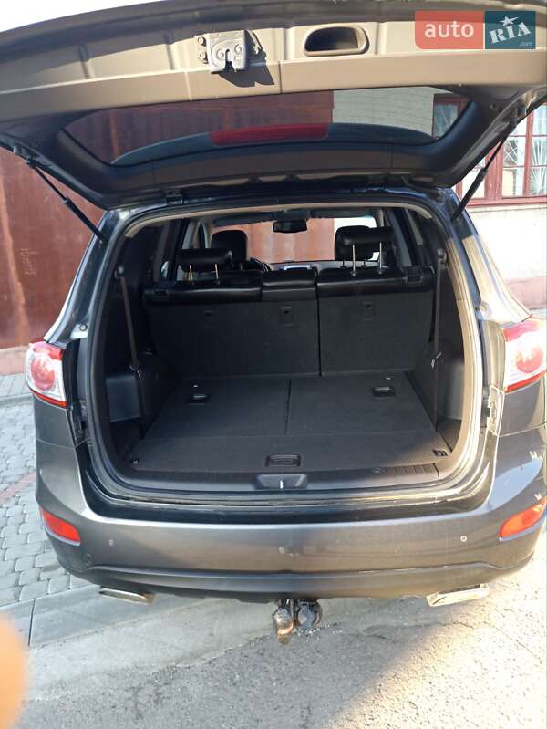 Позашляховик / Кросовер Hyundai Santa FE 2010 в Нововолинську