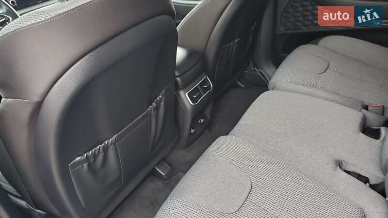 Позашляховик / Кросовер Hyundai Santa FE 2022 в Умані