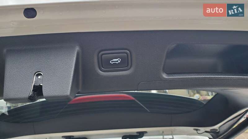 Позашляховик / Кросовер Hyundai Santa FE 2022 в Умані