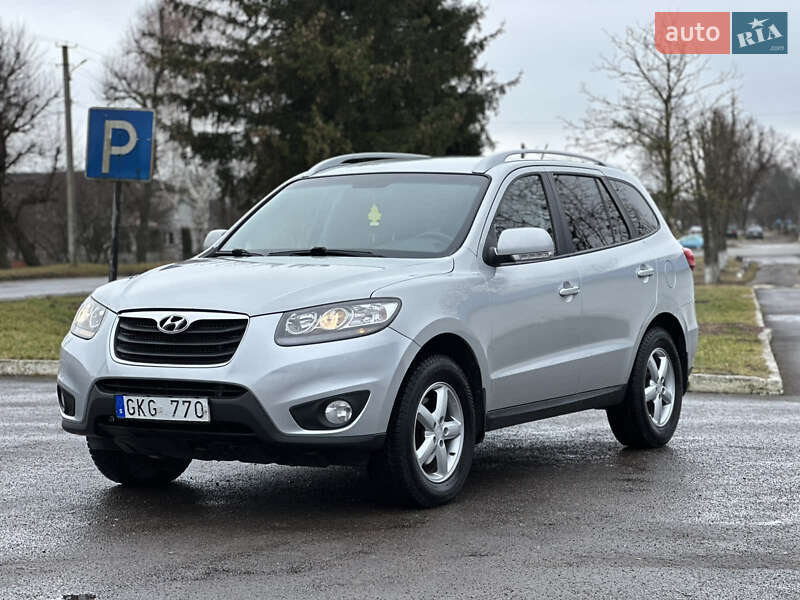 Позашляховик / Кросовер Hyundai Santa FE 2011 в Радивиліві