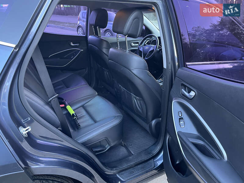 Внедорожник / Кроссовер Hyundai Santa FE 2015 в Кропивницком