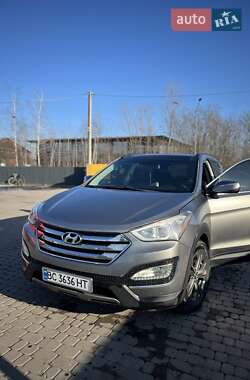 Внедорожник / Кроссовер Hyundai Santa FE 2014 в 