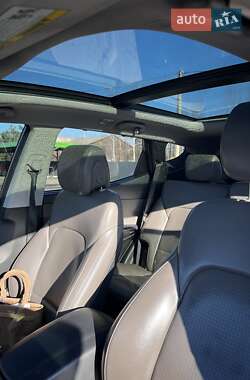 Внедорожник / Кроссовер Hyundai Santa FE 2014 в 
