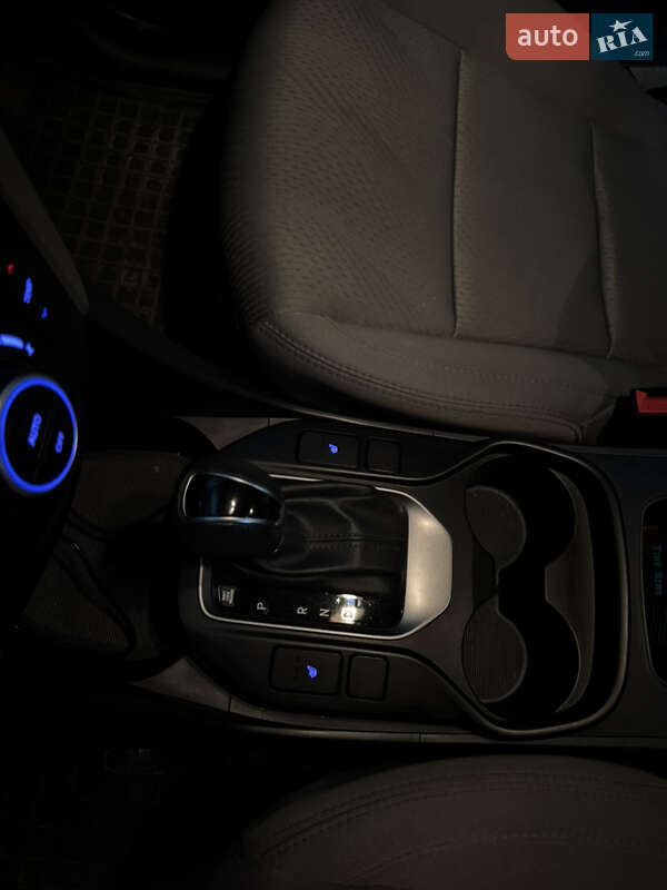 Позашляховик / Кросовер Hyundai Santa FE 2018 в Києві