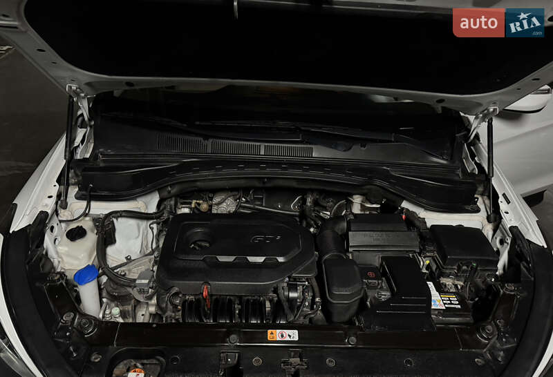 Позашляховик / Кросовер Hyundai Santa FE 2018 в Києві