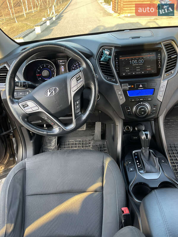 Позашляховик / Кросовер Hyundai Santa FE 2012 в Тлумачі