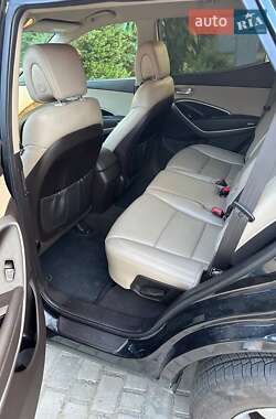 Внедорожник / Кроссовер Hyundai Santa FE 2015 в 