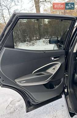 Внедорожник / Кроссовер Hyundai Santa FE 2014 в 