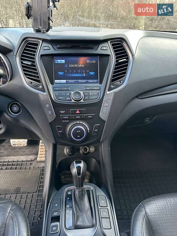 Внедорожник / Кроссовер Hyundai Santa FE 2014 в Тернополе