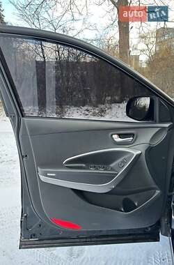 Внедорожник / Кроссовер Hyundai Santa FE 2014 в 