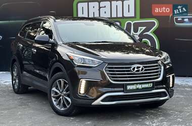 Внедорожник / Кроссовер Hyundai Santa FE 2015 в 