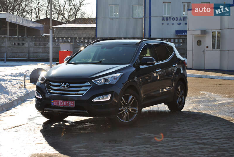 Внедорожник / Кроссовер Hyundai Santa FE 2015 в Ровно