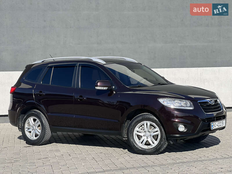 Внедорожник / Кроссовер Hyundai Santa FE 2011 в Тернополе