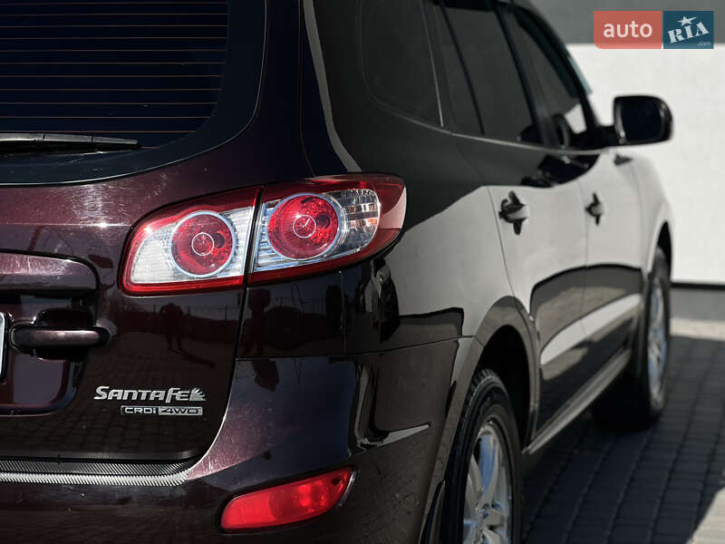 Внедорожник / Кроссовер Hyundai Santa FE 2011 в Тернополе