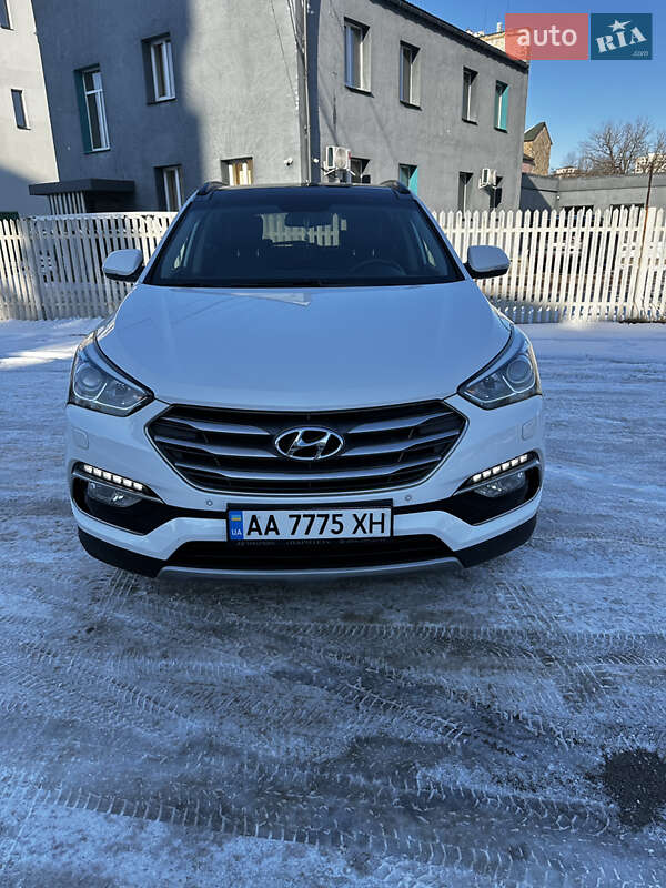 Позашляховик / Кросовер Hyundai Santa FE 2016 в Києві