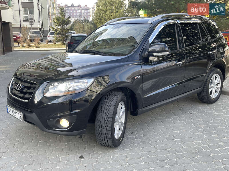 Позашляховик / Кросовер Hyundai Santa FE 2010 в Івано-Франківську